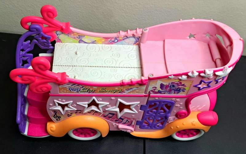 Classic 2007 Hasbro - Original My Little Pony Song Stars Touring Bus!!
