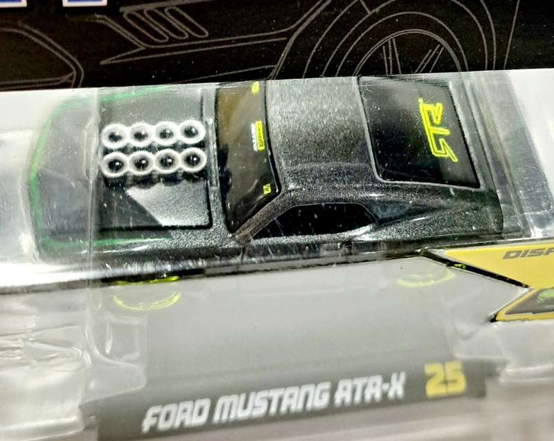 Muscle Machines - Ford Mustang RTR X plus display stand - Stunning!