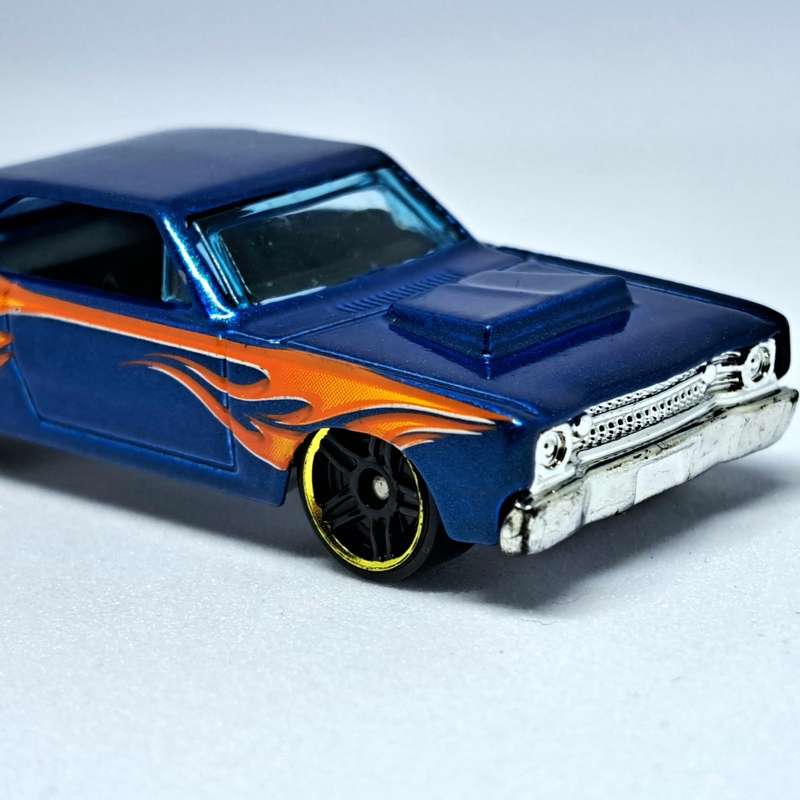 2010 Hot Wheels - 1968 Dodge Dart! 1.64