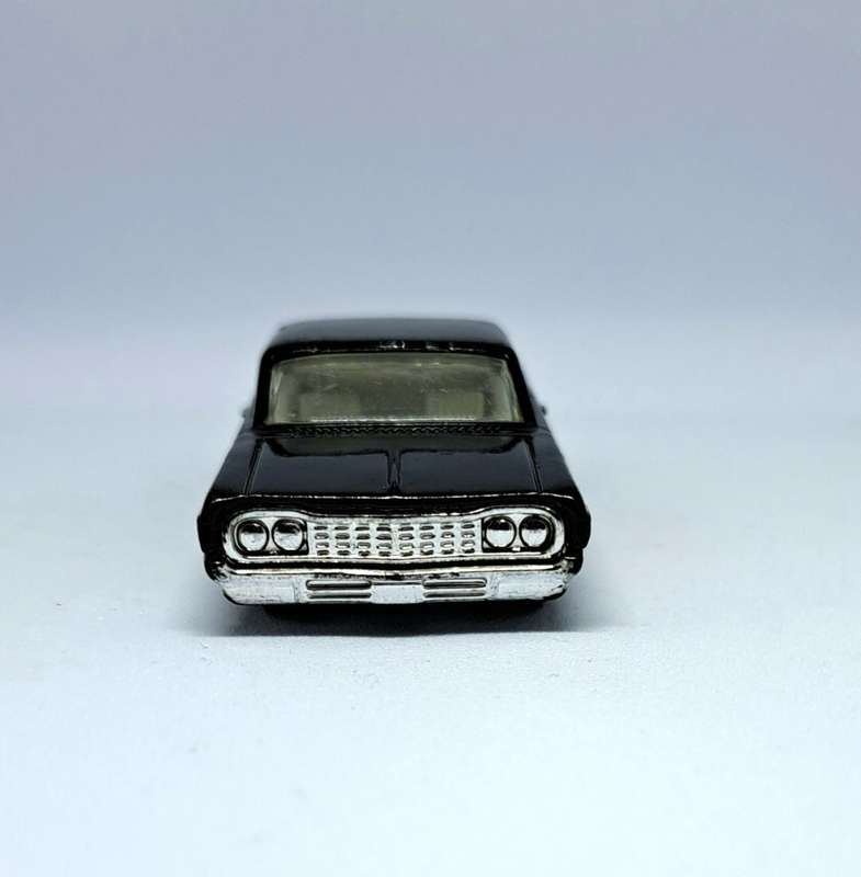 2003 Hot Wheels - 64` Impala! 1.64 - Gorgeous!