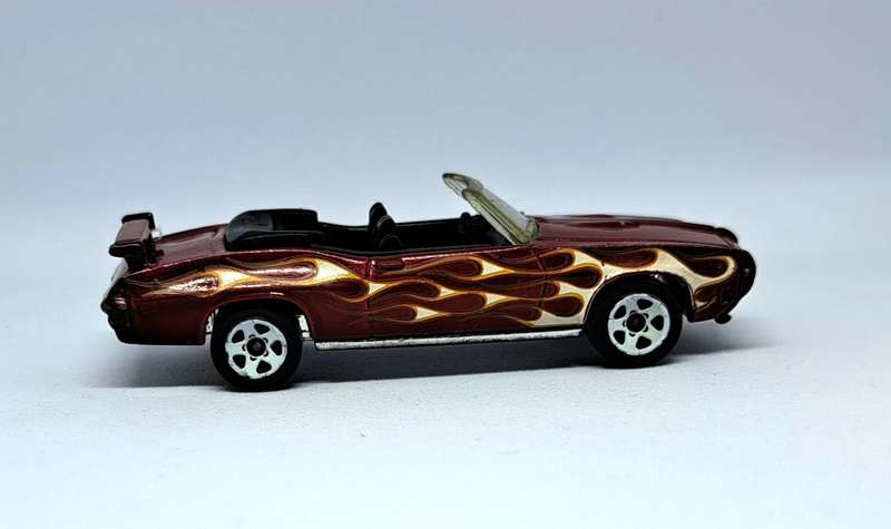 2007 Hot Wheels - `70 Pontiac GTO! 1.64 - Gorgeous!