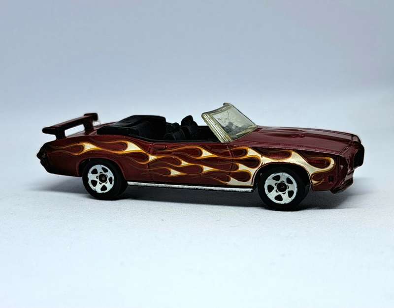 2007 Hot Wheels - `70 Pontiac GTO! 1.64 - Gorgeous!