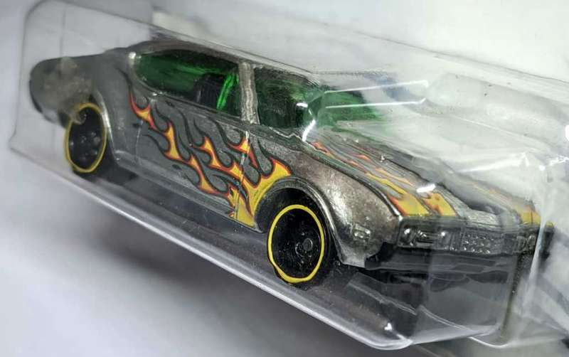 Hot Wheels 50 Years - Die Cast Vehicles 1:64 - ZAMAC - 68` OLDS Mobile 442