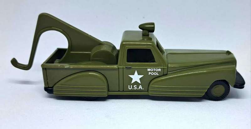 Retro Dime Store Dreams - Deluxe Plastic - US Army Wrecker 1:43 NM