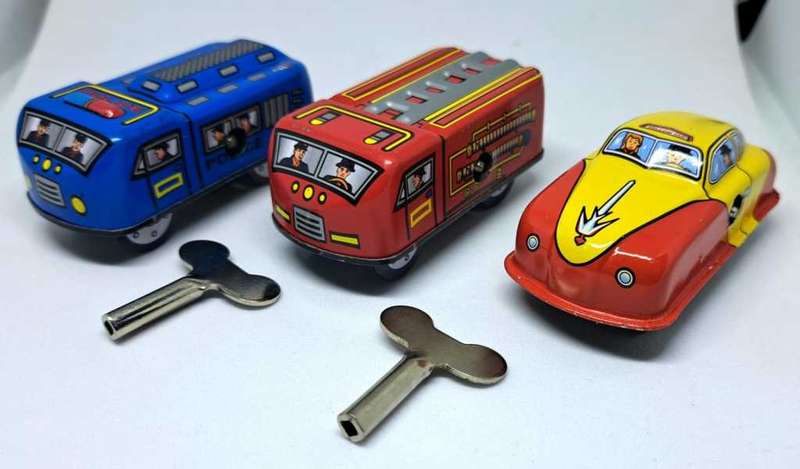 Retro Ha Ha Toys - Wind up Tin Toy Car Set - Gorgeous NM