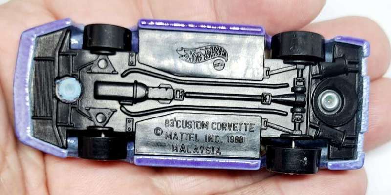 Rare 1989 Hot Wheels - Automagic II - Corvette Convertible  - Mattel Die Cast 1:64 Near Mint