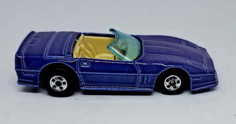 Rare 1989 Hot Wheels - Automagic II - Corvette Convertible  - Mattel Die Cast 1:64 Near Mint