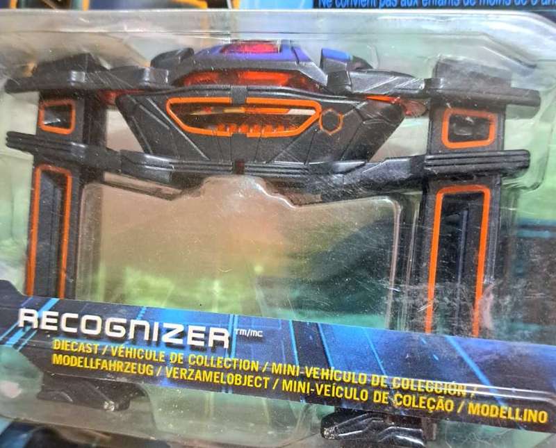2010 Spinmaster - TRON - Recognizer - Die Cast 1:50 - XTRARE