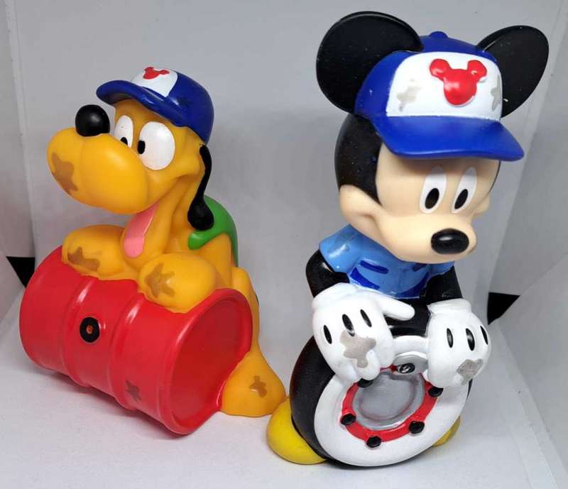 Disney Junior - Mickey and the Roadster Racers Mickey & Pluto Magic Bath Set -Squishy Toys 12cm