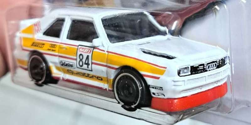 Hot Wheels  - Dragstrip - 1984 Audi Sport Quattro - White - Mattel Die Cast 1:64