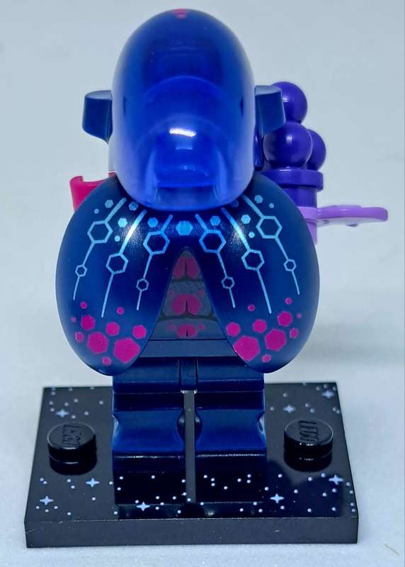 LEGO Minifigures - Alien BeetleZoid Figure - Rare Pull