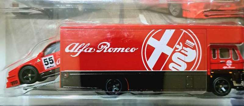 Hot Wheels Premium - Alfa Romeo 155 V6 TI & Alfa Fleet Flyer