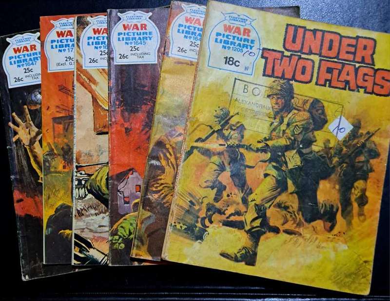 Rare - Vintage WAR Pictures Library - B&W Mini Comic Books - Lot Of 6