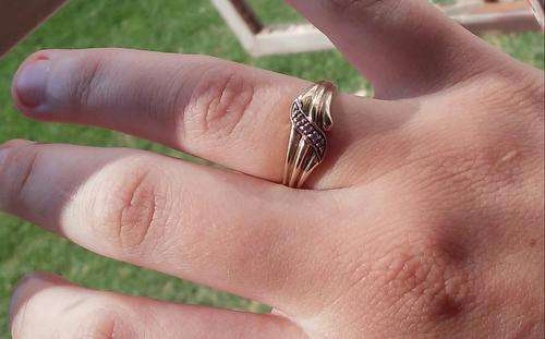 9ct GOLD DIAMOND RING (MARKED JAYEM)
