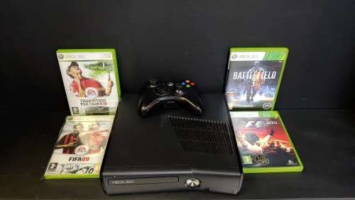 Xbox 360 Console 320GB Bundle