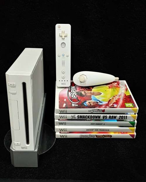 Nintendo Wii Console bundle