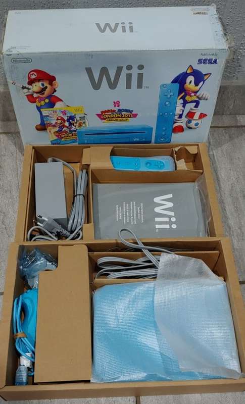 Wii Console Boxed (In Great Condition like ***NEW***