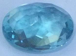 STUNNING SWISS BLUE TOPAZ - 8 x 6 mm - 1.35 ct