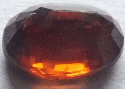 GARNET OVAL - 7x5 mm - 1.3ct