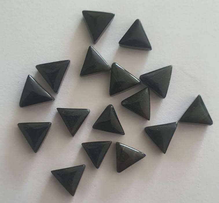 NATURAL BLUE TIGERS EYE TRIANGLE CABOCHONS 16 Pieces - 7.5x7.5x7.5 mm