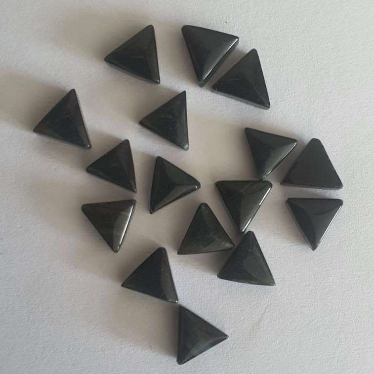 NATURAL BLUE TIGERS EYE TRIANGLE CABOCHONS 16 Pieces - 7.5x7.5x7.5 mm