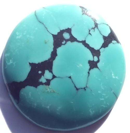 NATURAL TURQUOISE ROUND CABOCHON - 10.3 CT