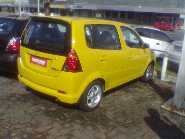 ****Daihatsu YRV 1.3i 1.3L****