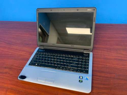 Gigabyte Q1585N Laptop