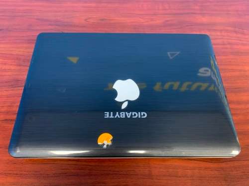 Gigabyte Q1585N Laptop