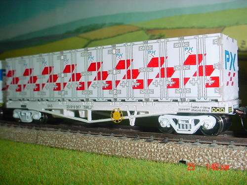 SAR HO Laser Tech Model of PX Containers on SMLJ-1 Wagon
