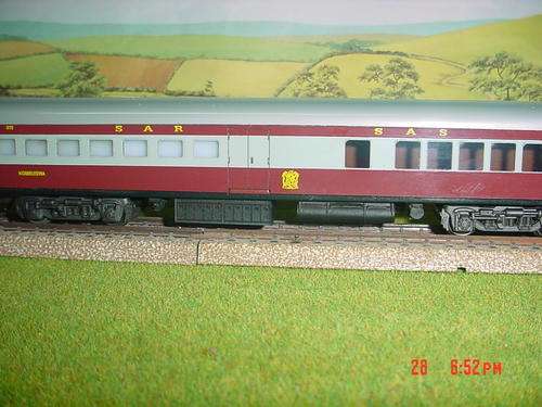 SAR HO: Model of Trans Karoo Kitchen Car compatable with Lima Coaches & absolute colour match