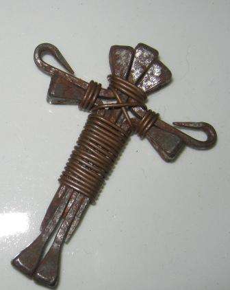 ? RETRO CROSS HAND MADE ? AFRICAN~  HAVE A LOOK!!!