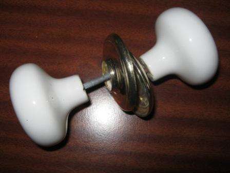PAIR PORCELAIN DOOR KNOB~IN GOOD CONDITION~  HAVE A LOOK!!!