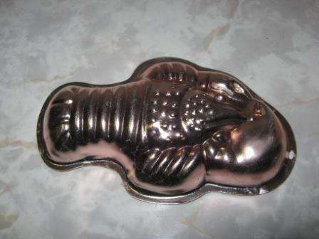 CRAYFISH SHAPED JELLY MOULD ~ IN GOOD CONDITION~2 AAVAILABLE HAVE A LOOK!!!!!!!