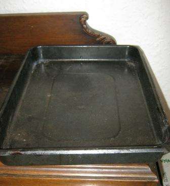 METAL OVEN DISH~  HAVE A LOOK!!!