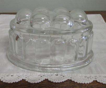 LARGER GLASS JELLY MOULD ~ VERY GOOD CONDITION NO CHIPS OR CRACKS~ HAVE A LOOK!!!!!!!