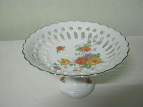 BEAUTIFUL VERY ORNATE SERVER IN VERY GOOD CONDITION NO CHIPS OR CRACKS