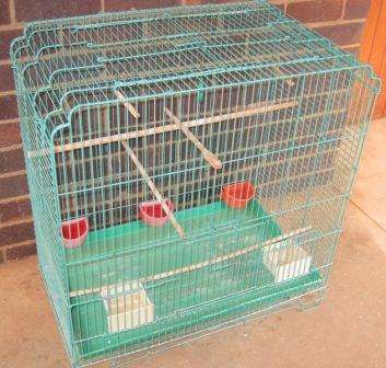BIRD CAGE IN GOOD CONDITION~ HAVE A LOOK!!!!