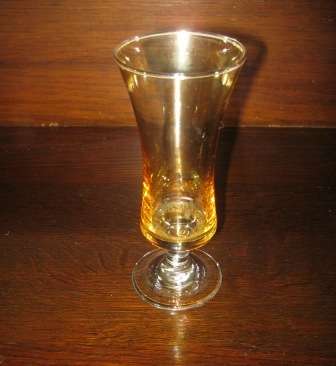 AMBER/YELLOW GLASS VASE  ~NO CHIPS OR CRACKS ~  HAVE A LOOK!!!