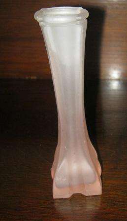 PINK GLASS VASE  ~NO CHIPS OR CRACKS ~  HAVE A LOOK!!!