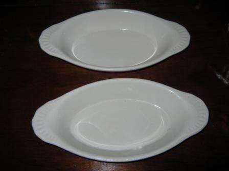 PAIR OF BAKING / SERVING DISHES~ NO CHIPS OR CRACKS~HAVE A LOOK!!!!!!!!