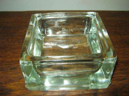 ?VINTAGE THICK GLASS SQUARE TRINKET DISH~ IHAVE A LOOK