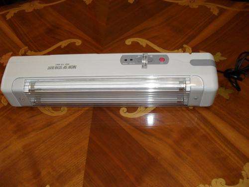 PORTABLE EMERGENCY LIGHT - RECHARGEABLE - FREE SHIPPING (RSA ONLY)