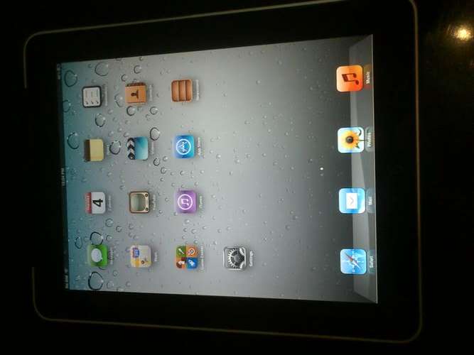 Ipad 32Gb 3G+WiFi (All Offers Considered)