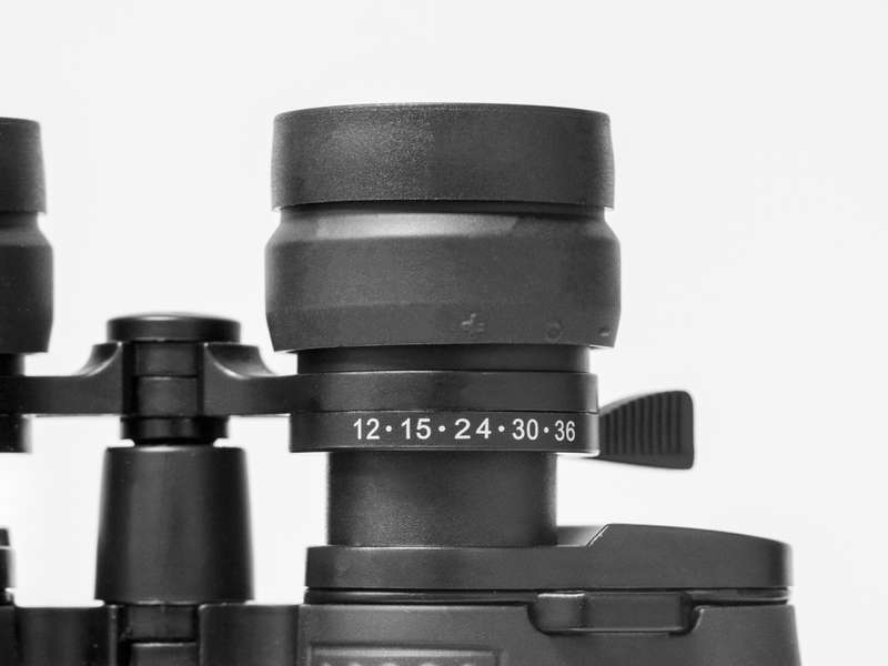 Voyager Zoom Binoculars 12-36X70 - Black