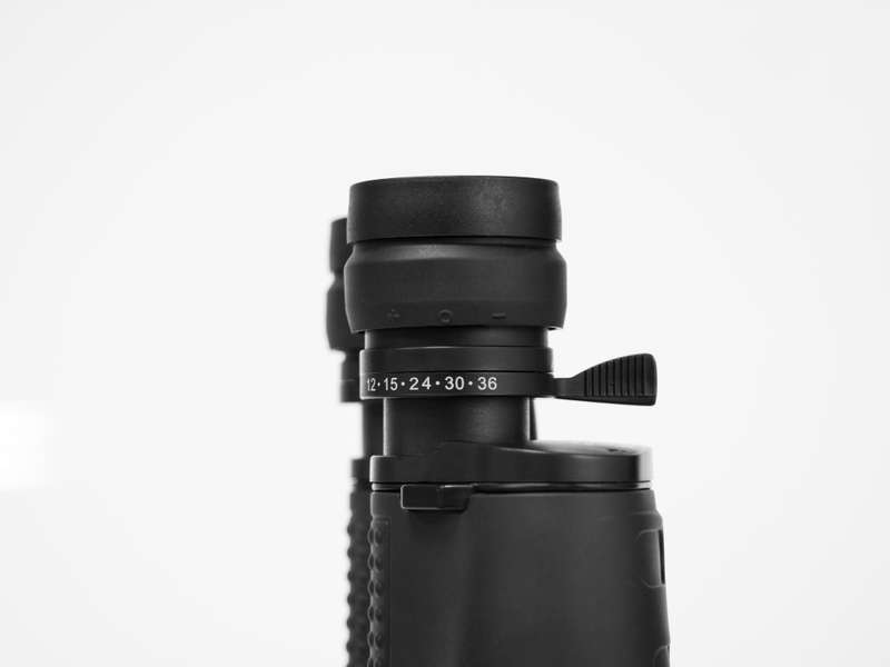 Voyager Zoom Binoculars 12-36X70 - Black