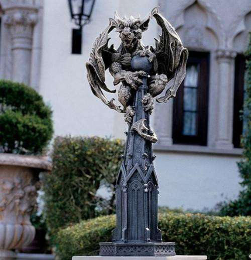 Gargoyle Sculpture / ETA 10.15.13