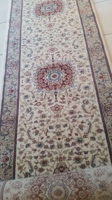 Beautiful , Vibrant , Modern , Excellent Quality Turkish Carpets