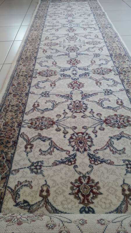 Beautiful , Vibrant , Modern , Excellent Quality Turkish Carpets