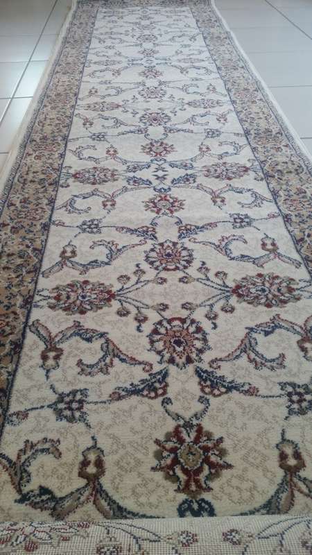Beautiful , Vibrant , Modern , Excellent Quality Turkish Carpets